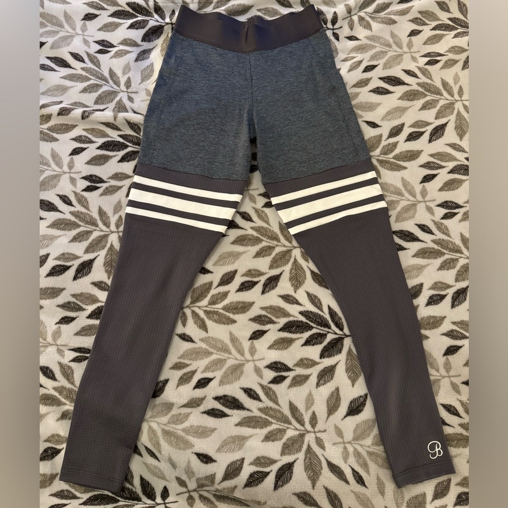 Bombshell Sportswear Sock Legging